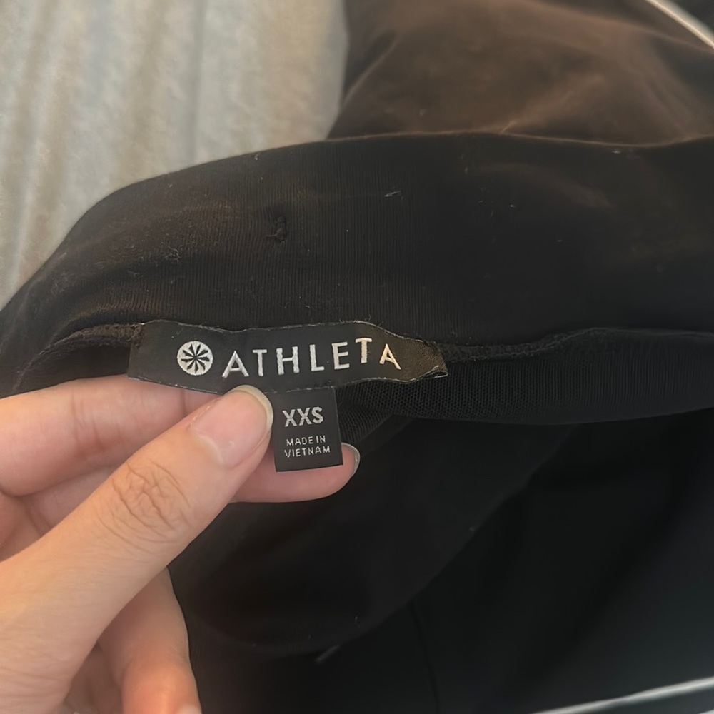 SOLD Athleta joggers in Size XXS - Picture 9 of 17